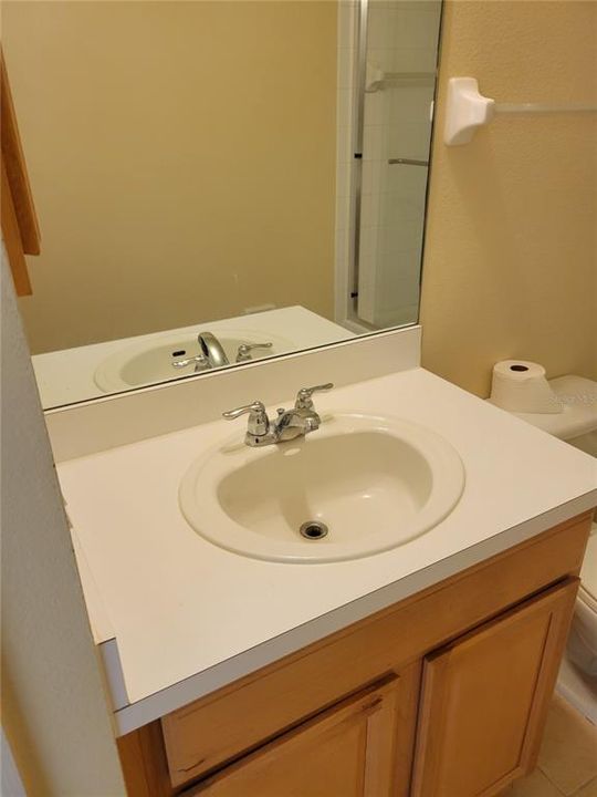 待售: $225,000 (2 贝兹, 2 浴室, 1429 平方英尺)