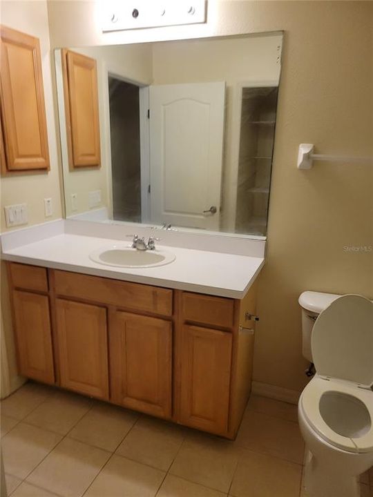 待售: $225,000 (2 贝兹, 2 浴室, 1429 平方英尺)