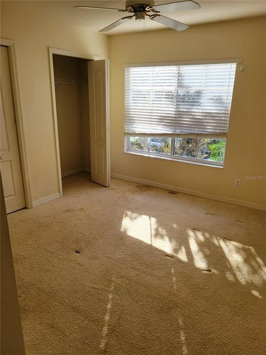 待售: $225,000 (2 贝兹, 2 浴室, 1429 平方英尺)