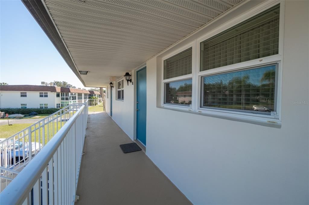 На продажу: $344,500 (2 спален, 2 ванн, 1034 Квадратных фут)