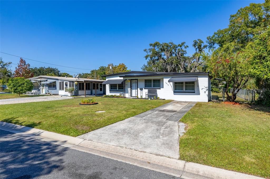 Activo con contrato: $240,000 (3 camas, 1 baños, 1224 Pies cuadrados)