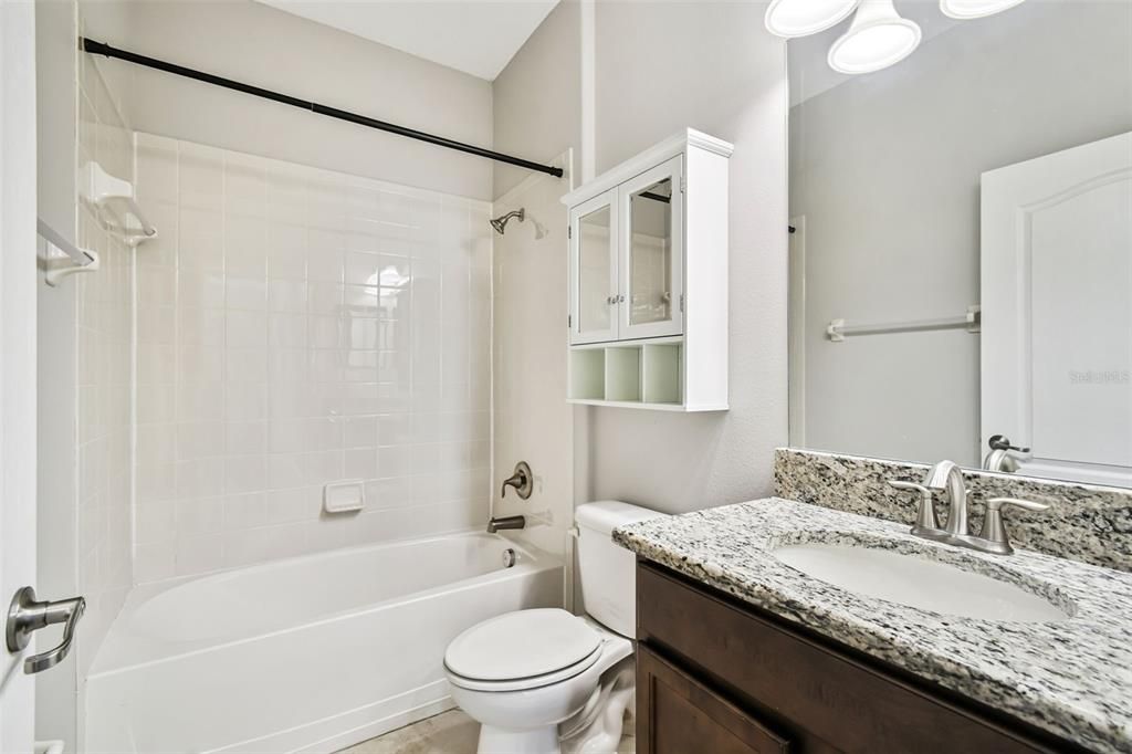 For Sale: $574,900 (4 beds, 3 baths, 2421 Square Feet)