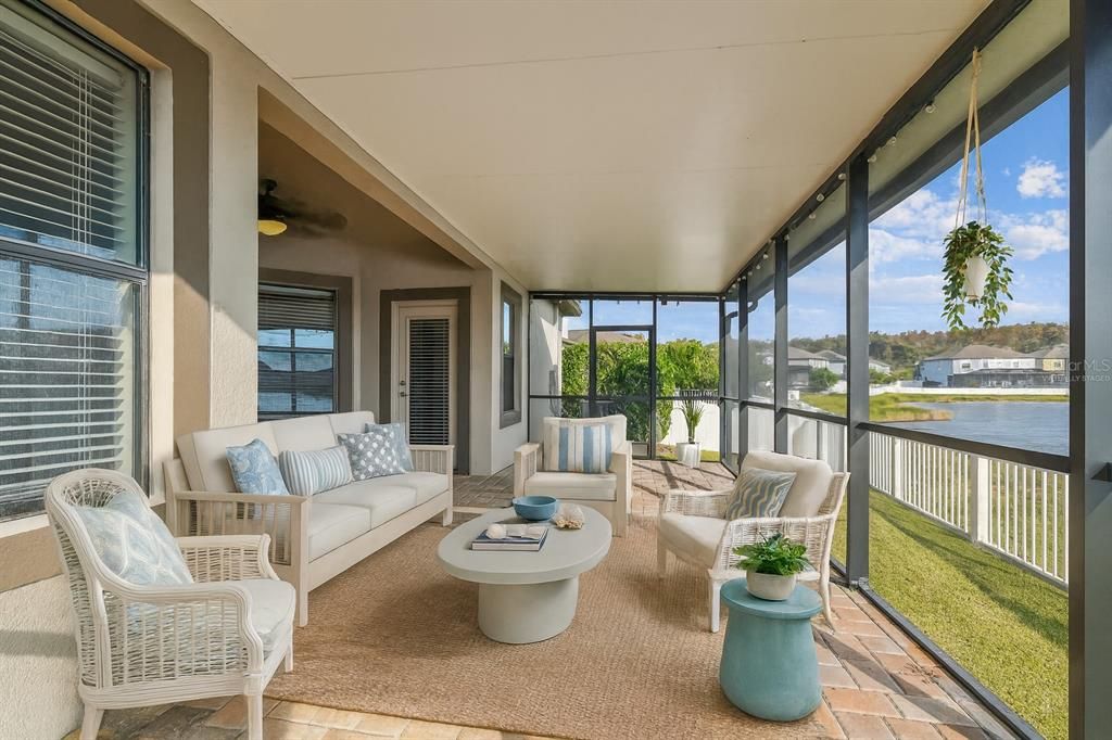 For Sale: $574,900 (4 beds, 3 baths, 2421 Square Feet)