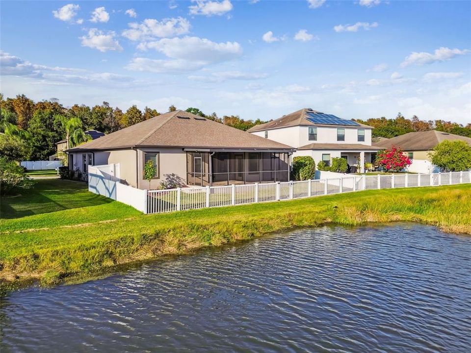 For Sale: $574,900 (4 beds, 3 baths, 2421 Square Feet)