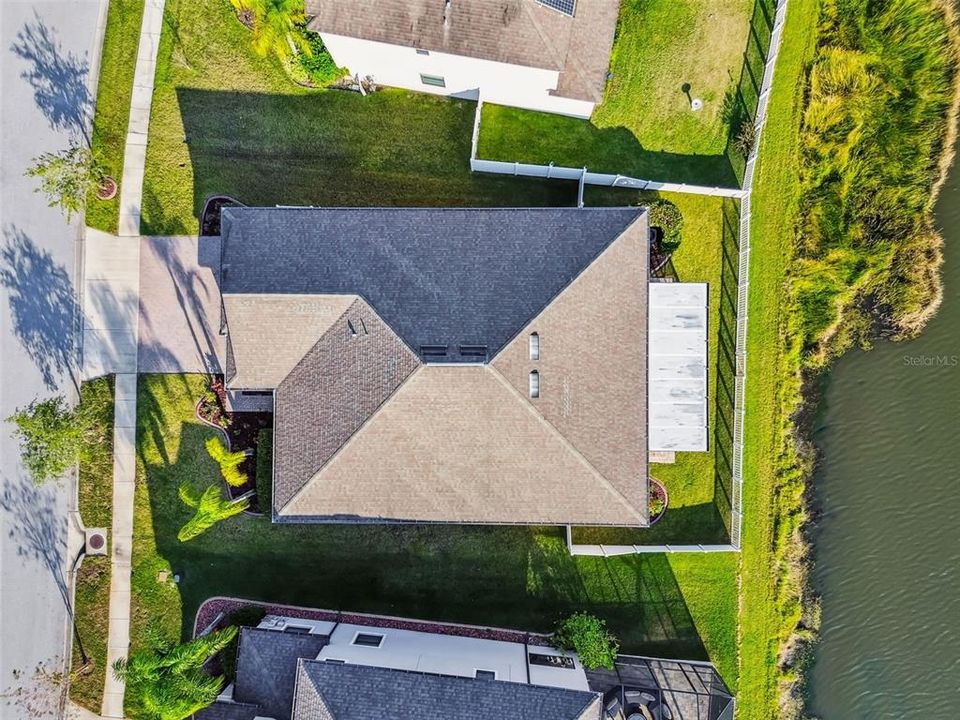 For Sale: $574,900 (4 beds, 3 baths, 2421 Square Feet)