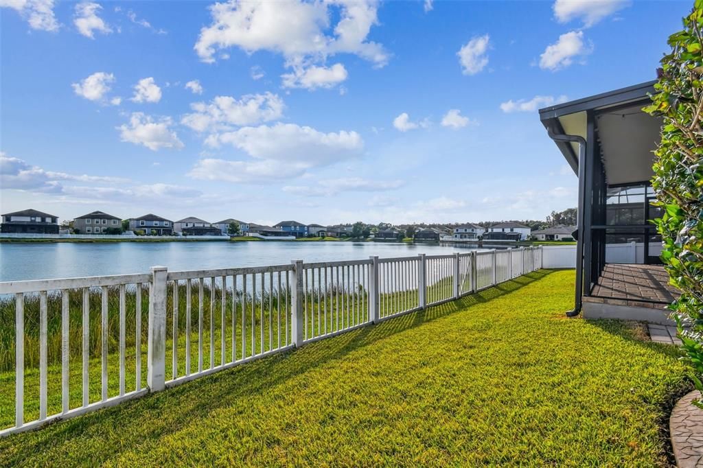 For Sale: $574,900 (4 beds, 3 baths, 2421 Square Feet)