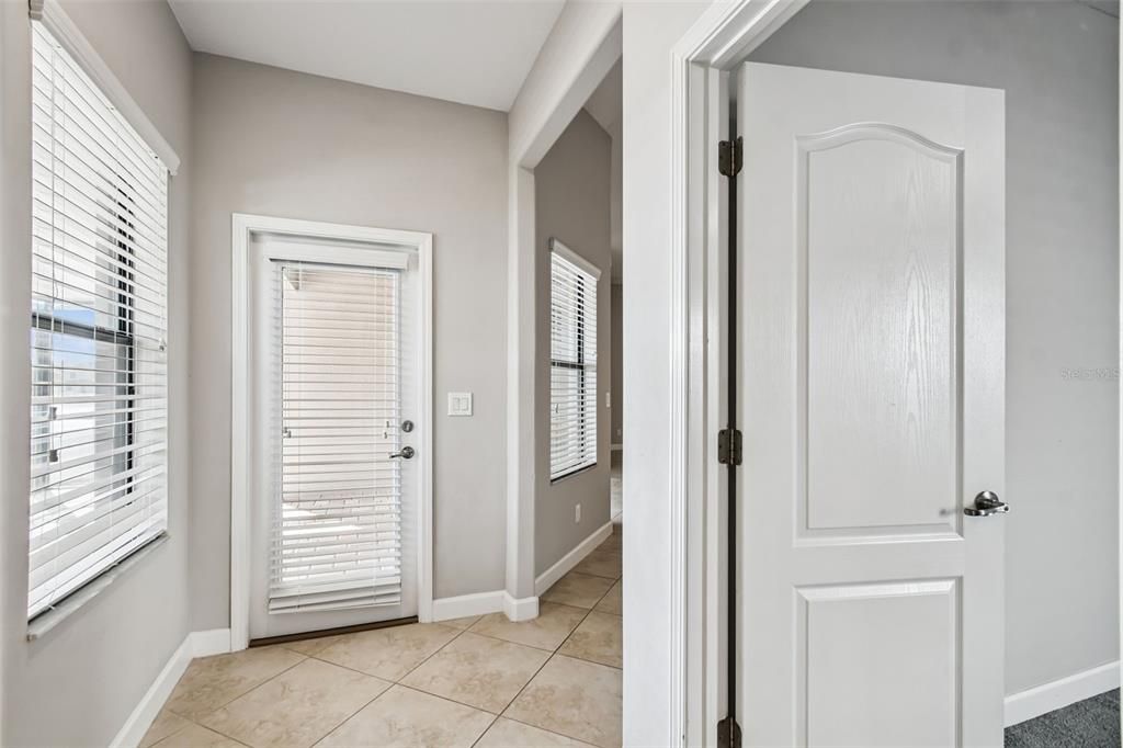 For Sale: $574,900 (4 beds, 3 baths, 2421 Square Feet)