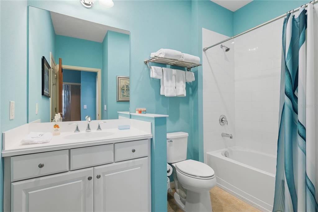 For Sale: $424,900 (2 beds, 2 baths, 1495 Square Feet)