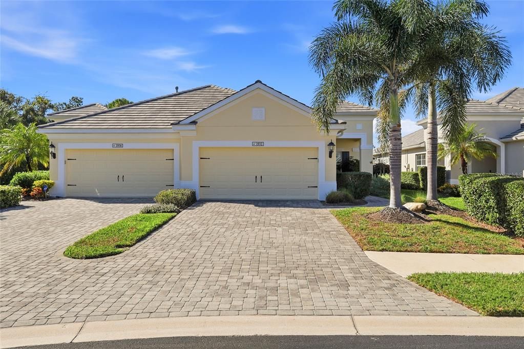 For Sale: $424,900 (2 beds, 2 baths, 1495 Square Feet)