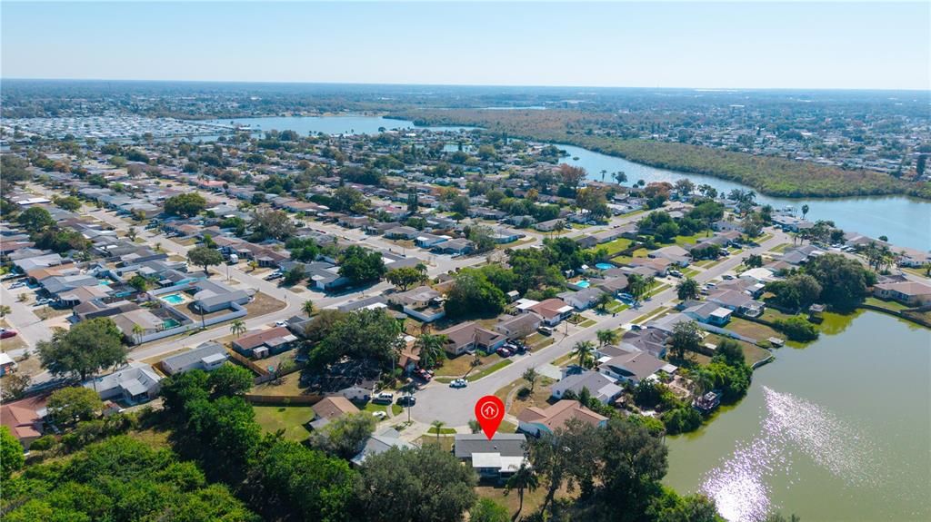 Active With Contract: $219,900 (2 beds, 2 baths, 1080 Square Feet)