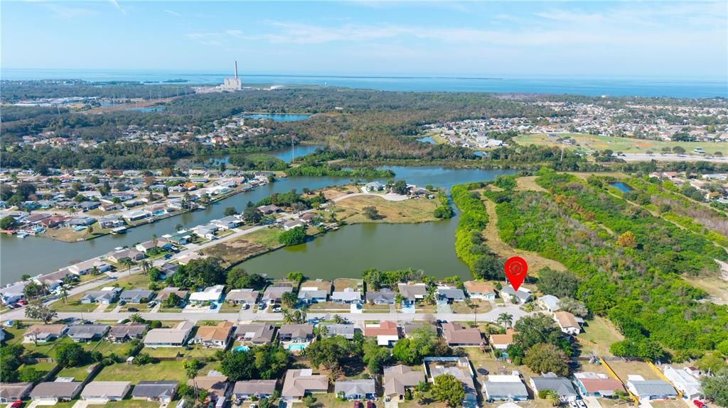 Active With Contract: $219,900 (2 beds, 2 baths, 1080 Square Feet)