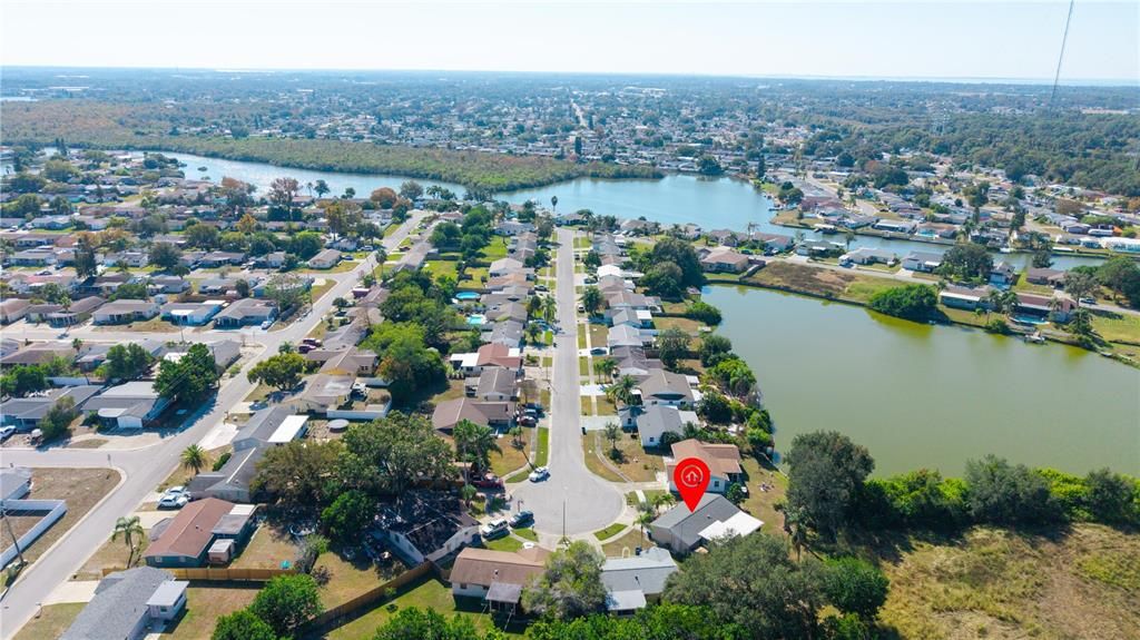 Active With Contract: $219,900 (2 beds, 2 baths, 1080 Square Feet)