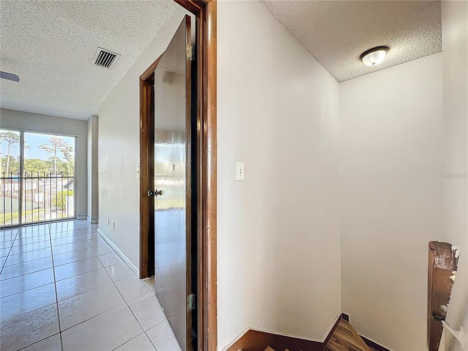 For Rent: $1,600 (2 beds, 2 baths, 1030 Square Feet)