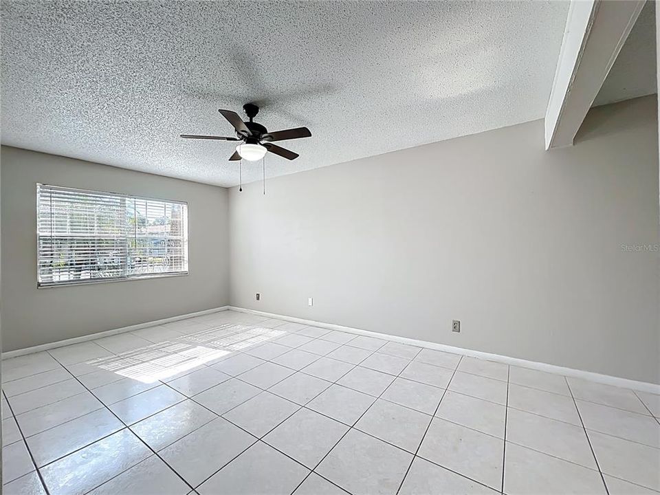 For Rent: $1,600 (2 beds, 2 baths, 1030 Square Feet)