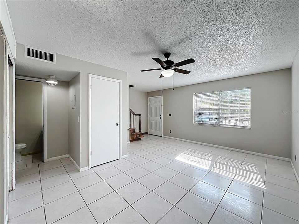 For Rent: $1,600 (2 beds, 2 baths, 1030 Square Feet)