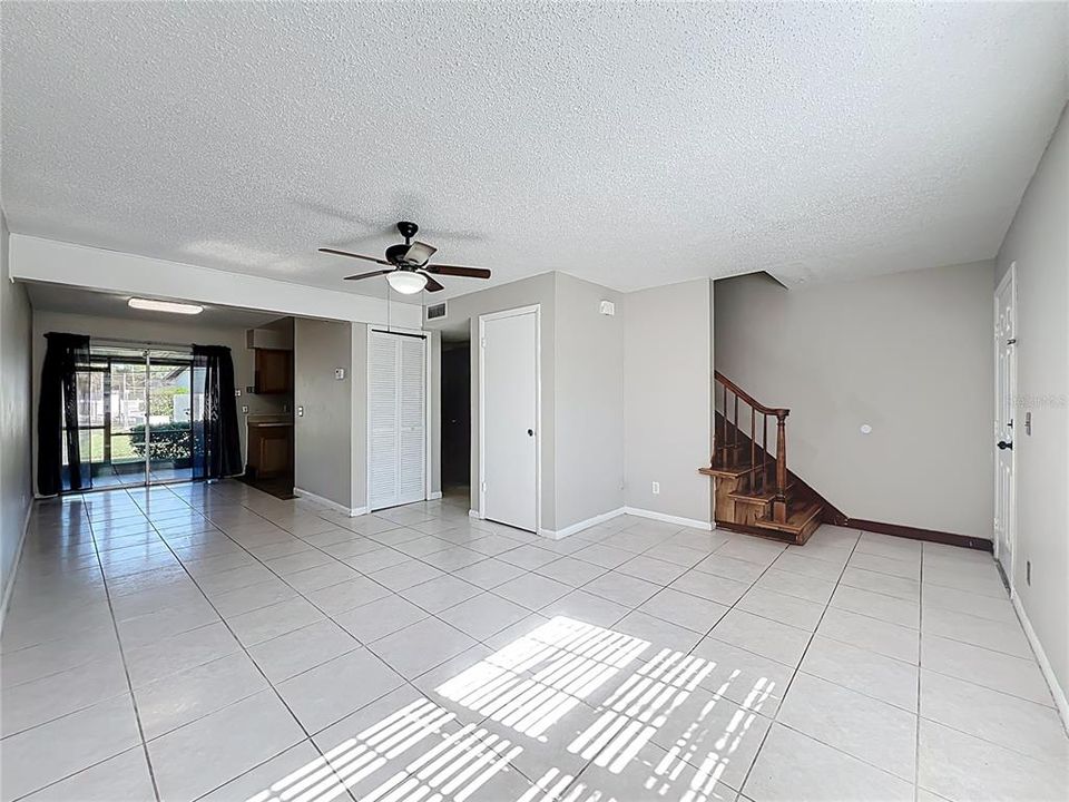 For Rent: $1,600 (2 beds, 2 baths, 1030 Square Feet)