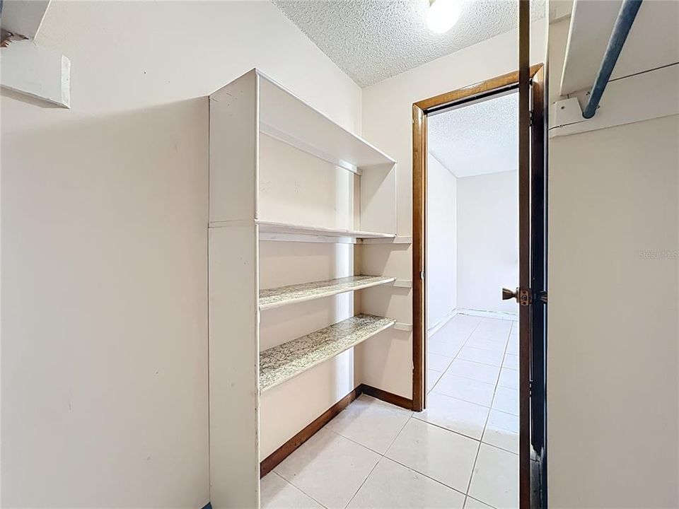 For Rent: $1,600 (2 beds, 2 baths, 1030 Square Feet)