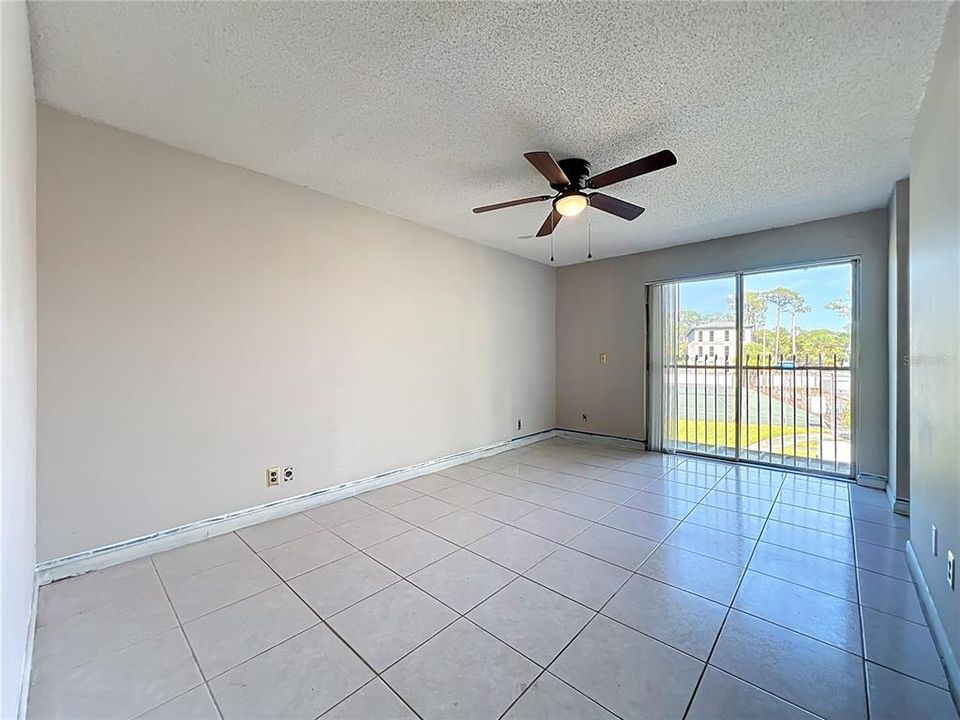 For Rent: $1,600 (2 beds, 2 baths, 1030 Square Feet)