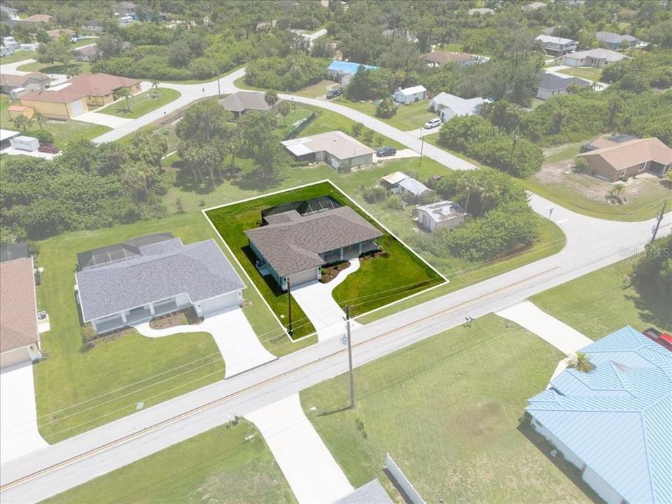 For Sale: $469,000 (3 beds, 2 baths, 1685 Square Feet)