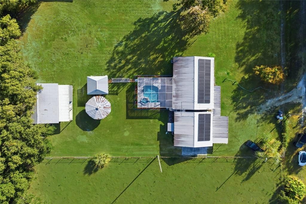 En Venta: $599,900 (3 camas, 3 baños, 2285 Pies cuadrados)