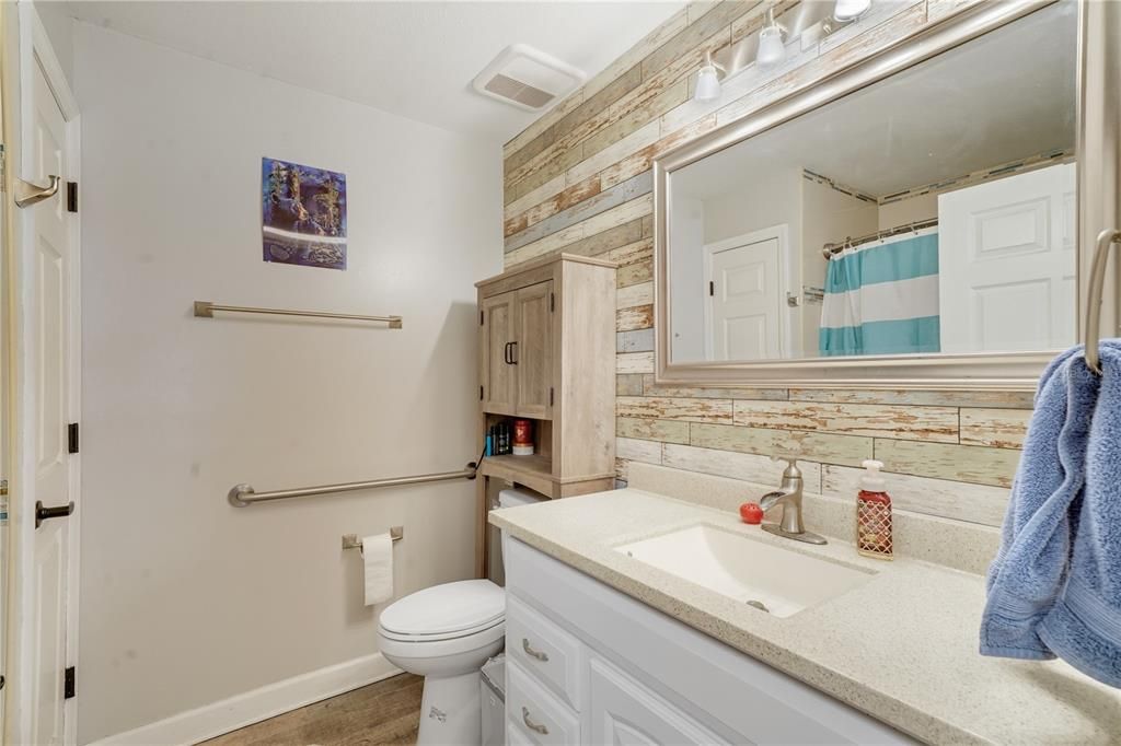 En Venta: $599,900 (3 camas, 3 baños, 2285 Pies cuadrados)