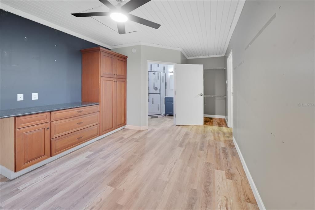 En Venta: $599,900 (3 camas, 3 baños, 2285 Pies cuadrados)