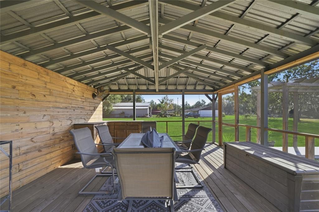 En Venta: $599,900 (3 camas, 3 baños, 2285 Pies cuadrados)