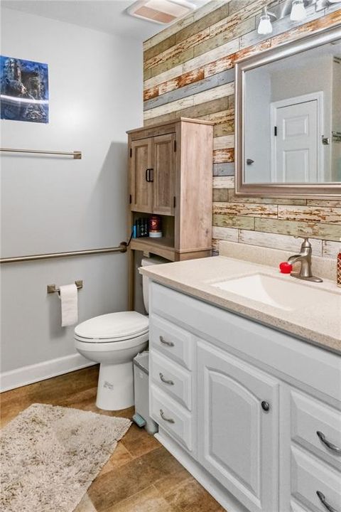 En Venta: $599,900 (3 camas, 3 baños, 2285 Pies cuadrados)