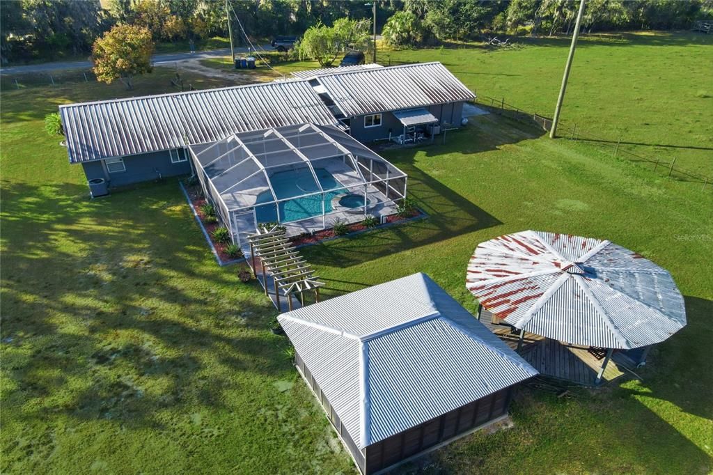 En Venta: $599,900 (3 camas, 3 baños, 2285 Pies cuadrados)