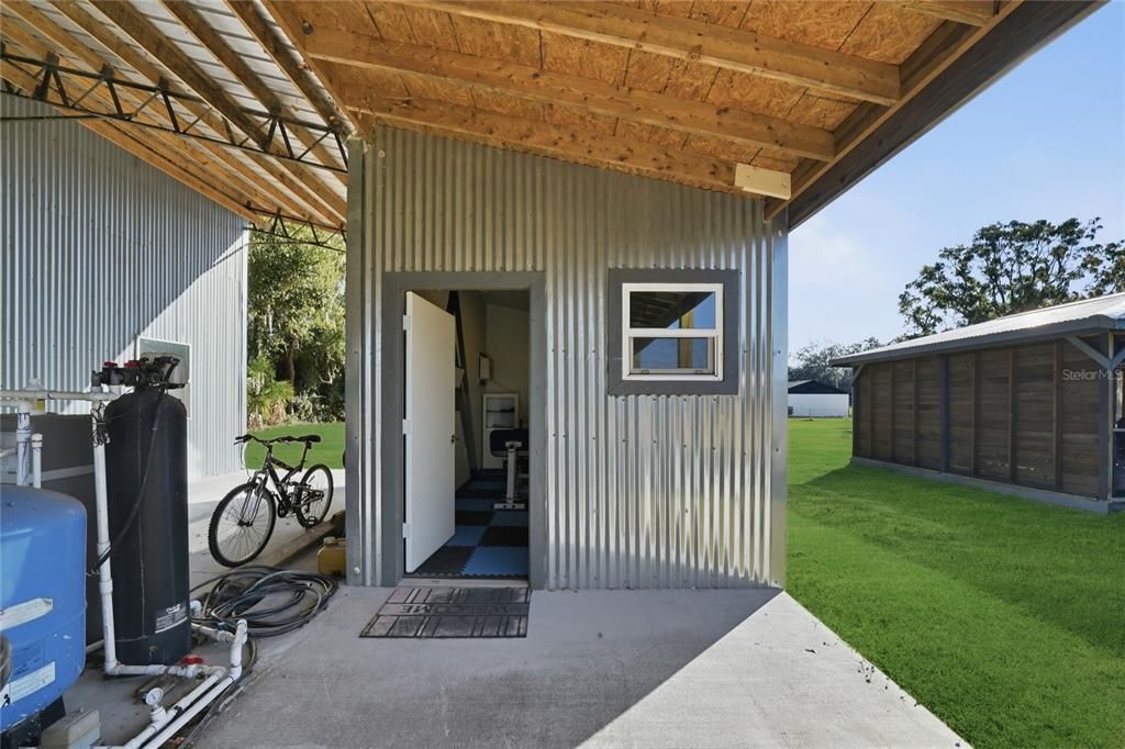 En Venta: $599,900 (3 camas, 3 baños, 2285 Pies cuadrados)