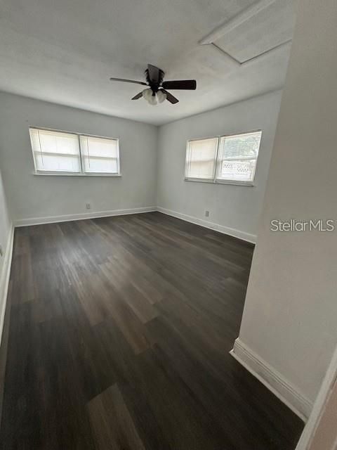 For Sale: $269,900 (2 beds, 1 baths, 1110 Square Feet)