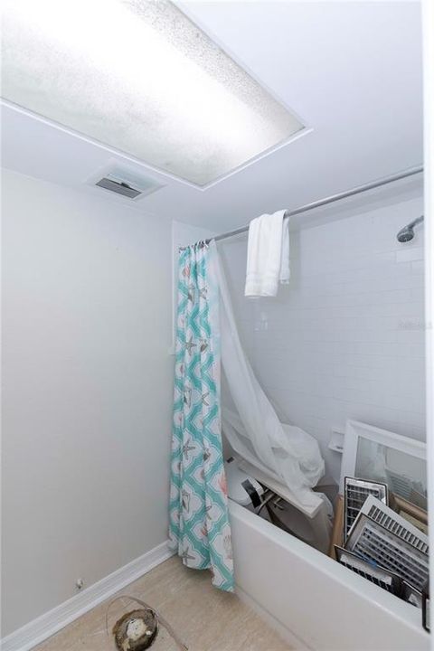 待售: $90,000 (2 贝兹, 2 浴室, 1088 平方英尺)