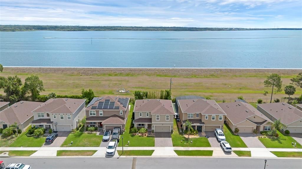 For Sale: $409,000 (4 beds, 2 baths, 2526 Square Feet)