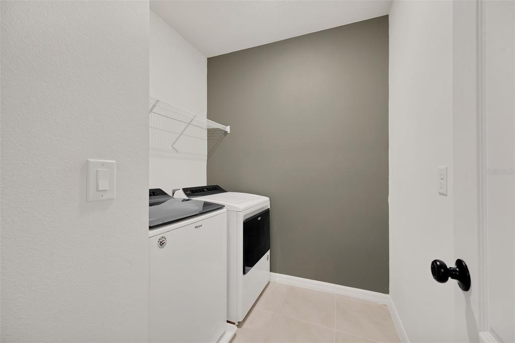 For Sale: $409,000 (4 beds, 2 baths, 2526 Square Feet)