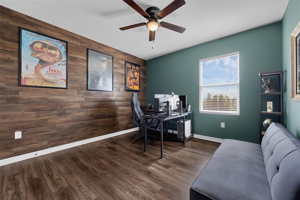 For Sale: $409,000 (4 beds, 2 baths, 2526 Square Feet)