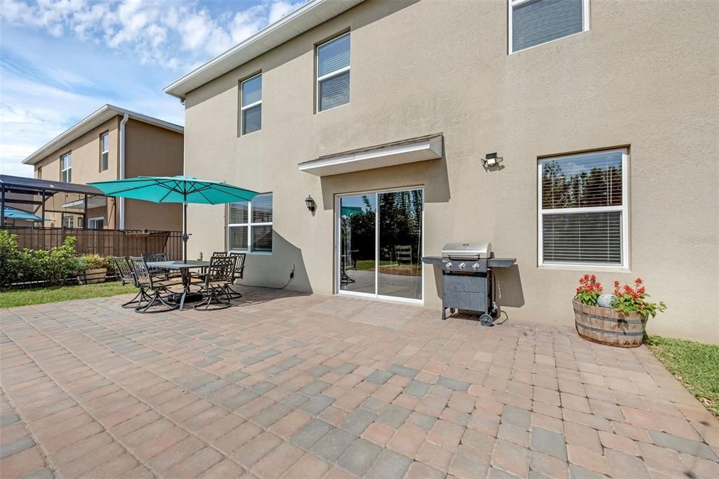 For Sale: $409,000 (4 beds, 2 baths, 2526 Square Feet)