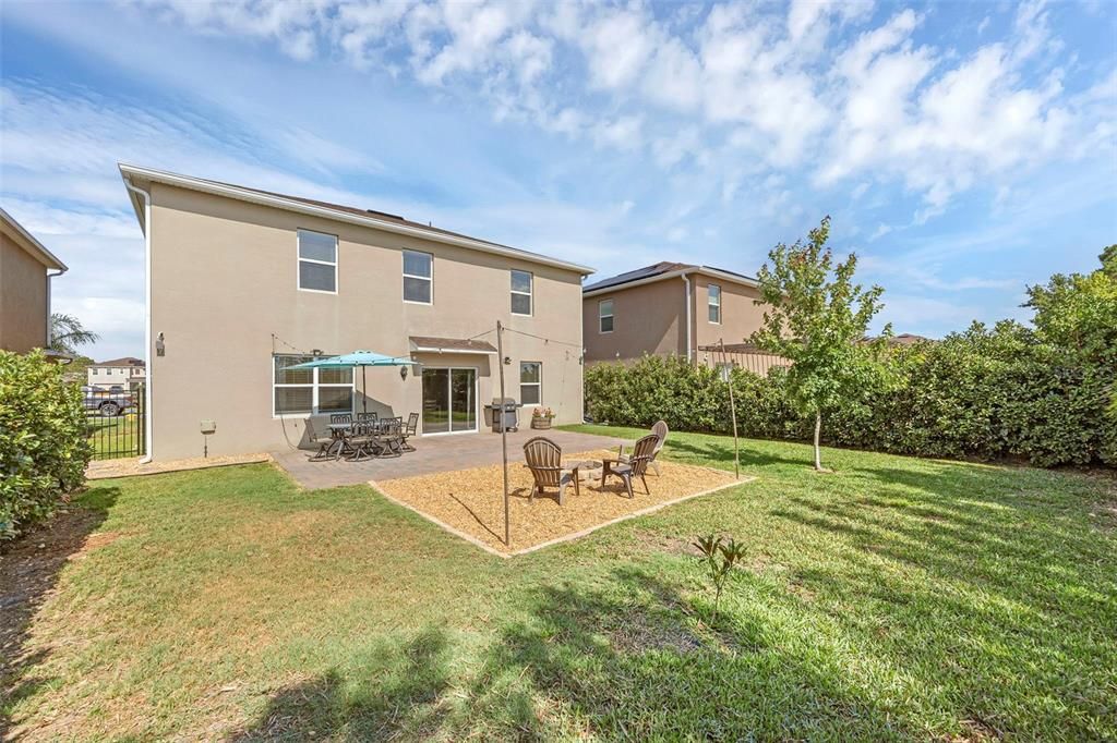 For Sale: $409,000 (4 beds, 2 baths, 2526 Square Feet)