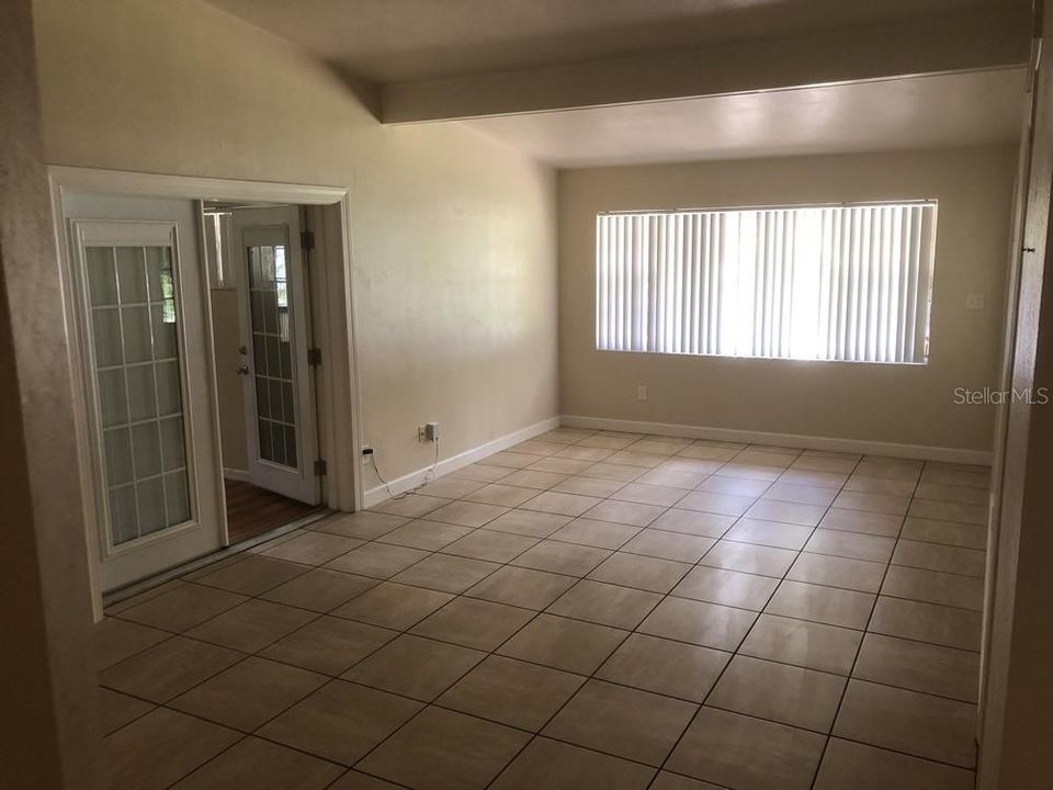 For Rent: $2,195 (4 beds, 3 baths, 1567 Square Feet)