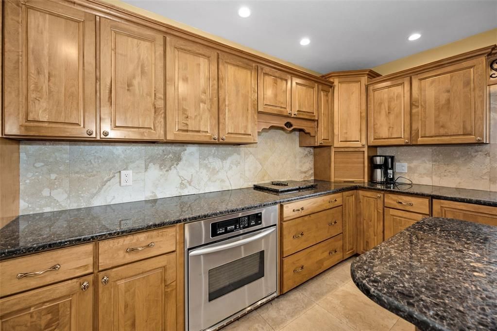 For Sale: $2,300,000 (5 beds, 4 baths, 4696 Square Feet)