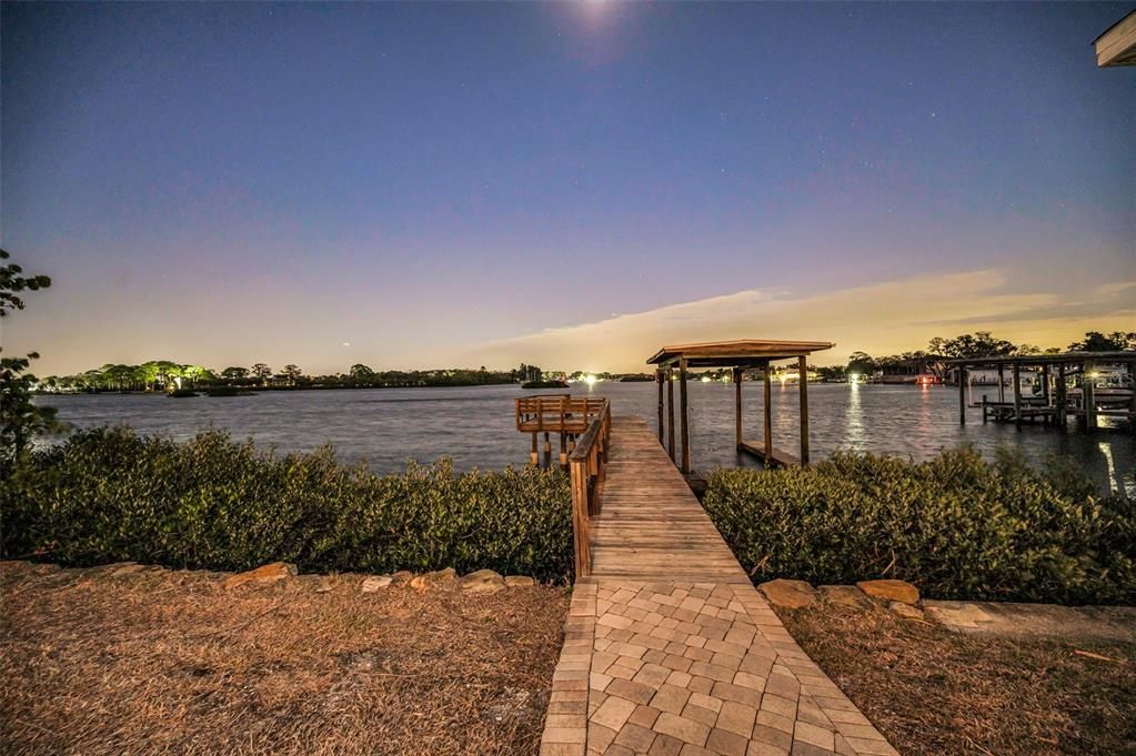 For Sale: $2,300,000 (5 beds, 4 baths, 4696 Square Feet)