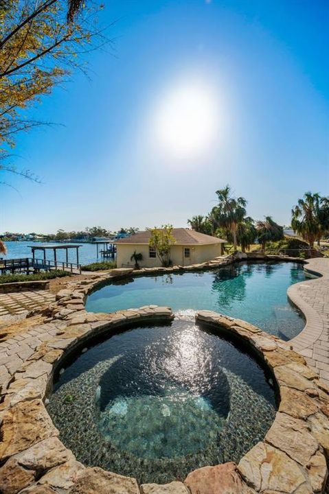 For Sale: $2,300,000 (5 beds, 4 baths, 4696 Square Feet)