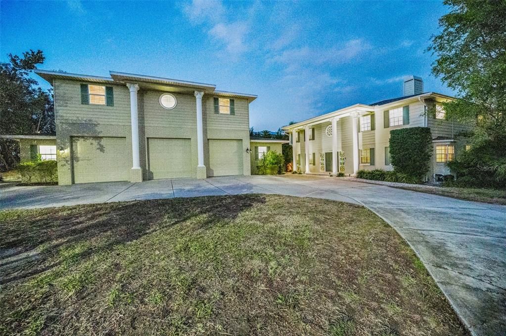 For Sale: $2,300,000 (5 beds, 4 baths, 4696 Square Feet)