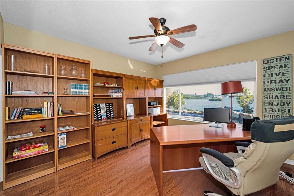 For Sale: $2,300,000 (5 beds, 4 baths, 4696 Square Feet)