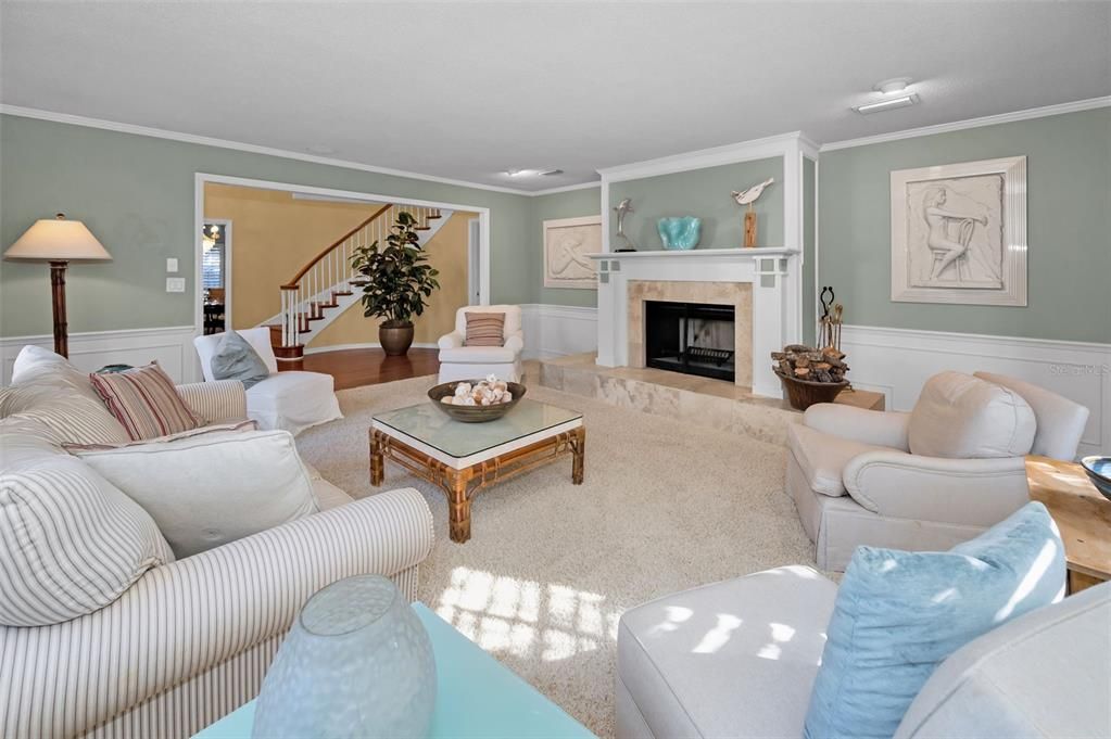 For Sale: $2,300,000 (5 beds, 4 baths, 4696 Square Feet)