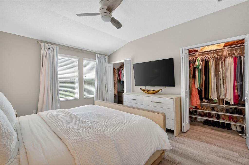 For Rent: $3,000 (2 beds, 2 baths, 1571 Square Feet)