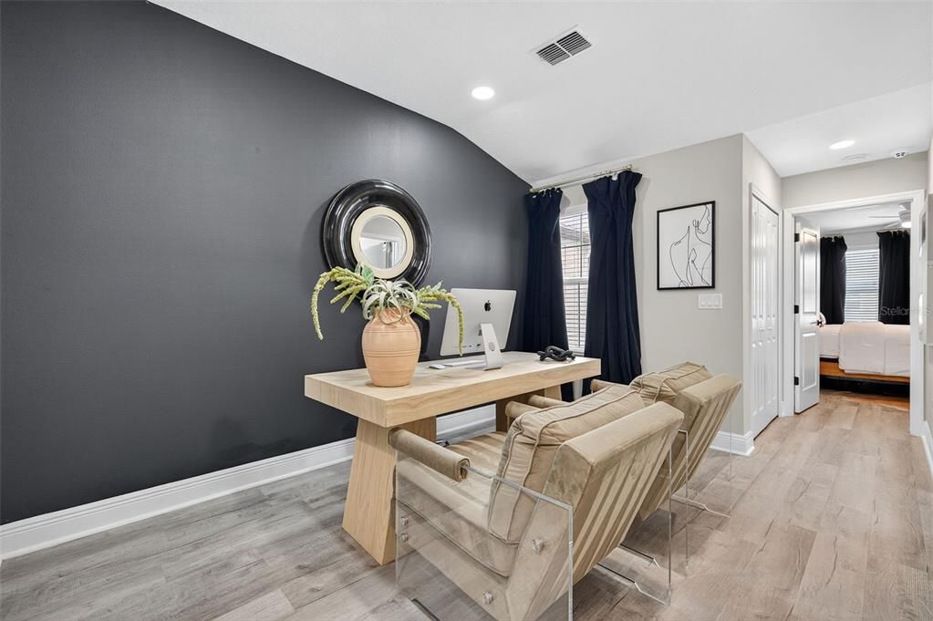 For Rent: $3,000 (2 beds, 2 baths, 1571 Square Feet)