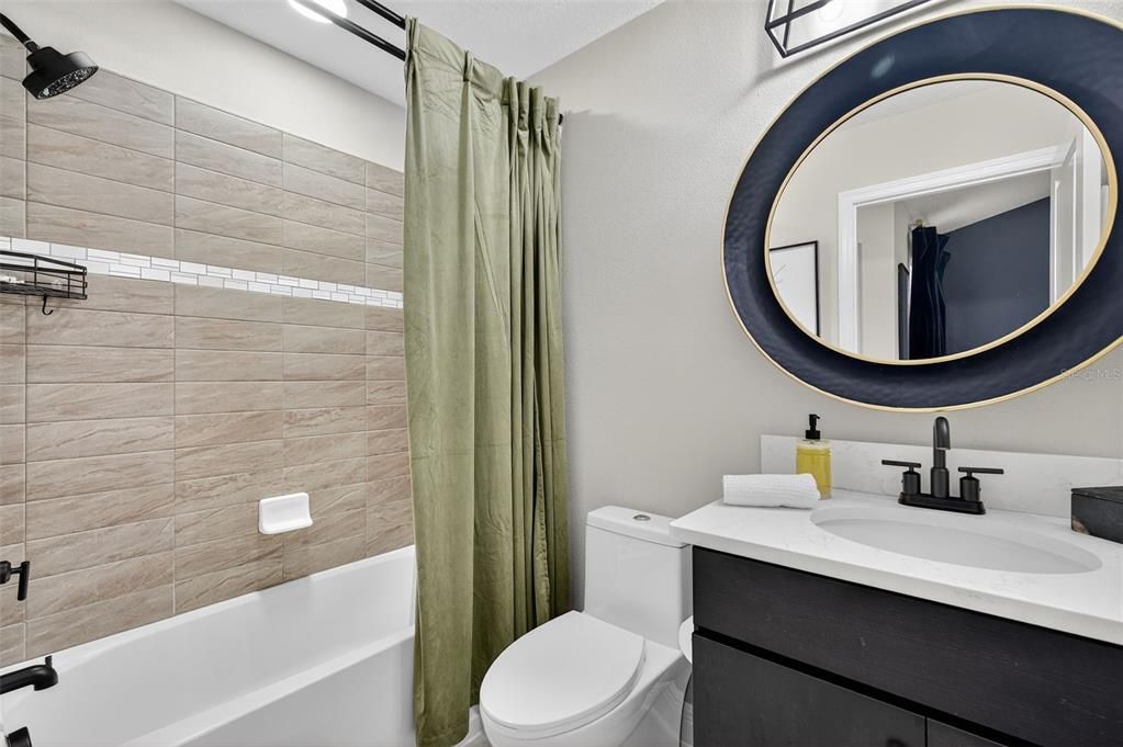 For Rent: $3,000 (2 beds, 2 baths, 1571 Square Feet)