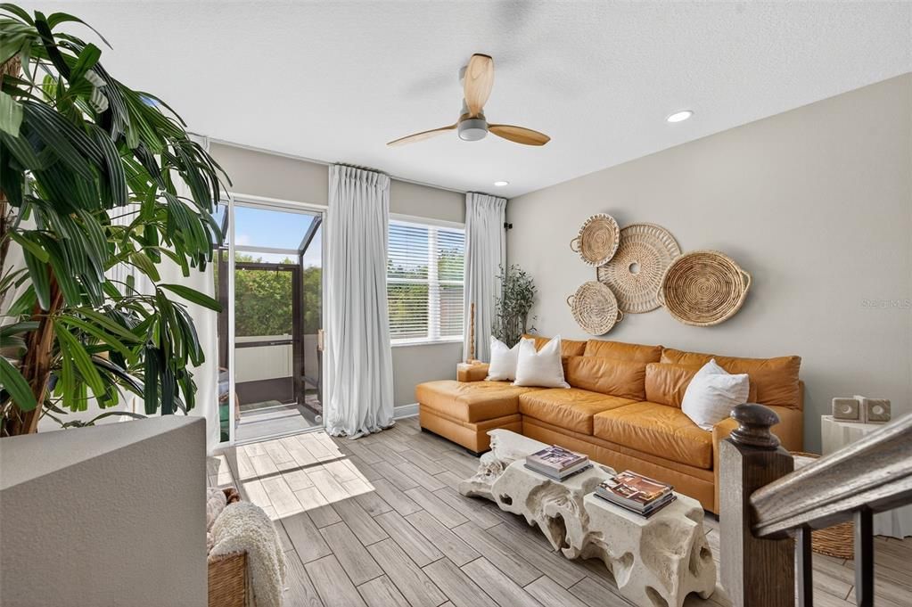 For Rent: $3,000 (2 beds, 2 baths, 1571 Square Feet)