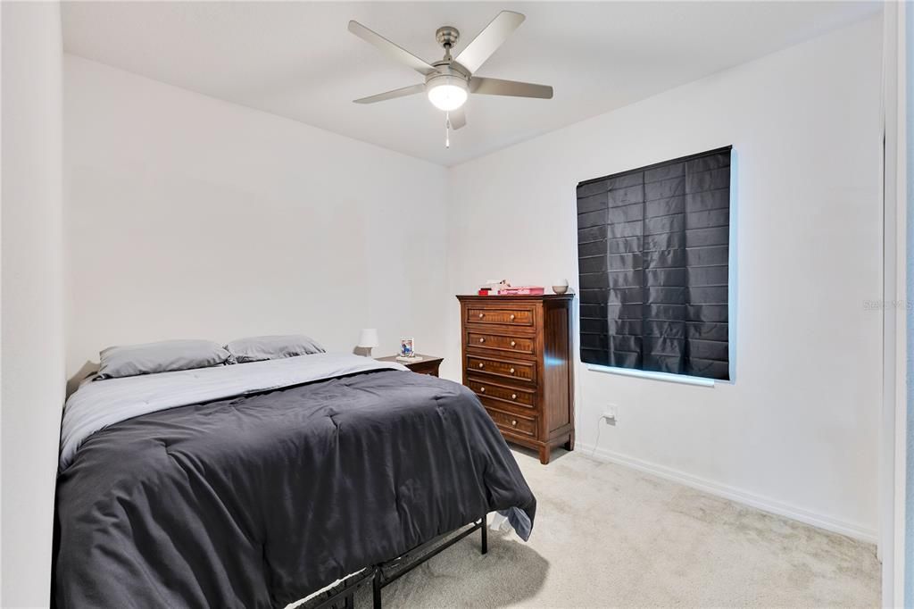 Active With Contract: $2,400 (3 beds, 2 baths, 1627 Square Feet)