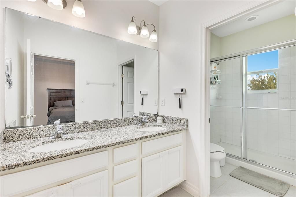 Active With Contract: $2,400 (3 beds, 2 baths, 1627 Square Feet)